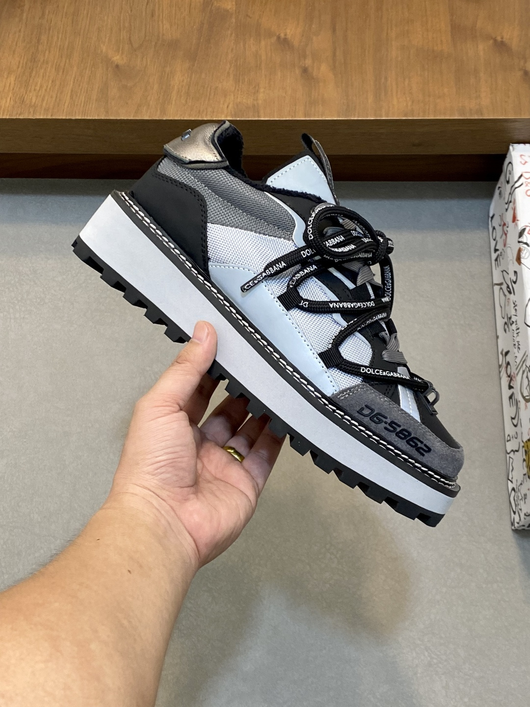 olce & Gabbana shoe